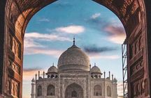 Full day Taj Mahal tour with Mughal Era cultural show