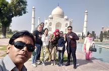 Taj Mahal & Agra Fort Group Tour From Delhi