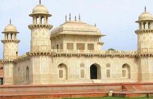 Agra City Tour by Private Car (Taj Mahal & Agra Fort)