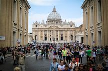 Rome: Vatican Museums Guided Tour with Entry to the St. Peter 