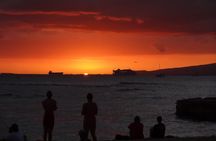 Sunset Glow Signature Hoverboard Tour: Waikiki to Diamond Head