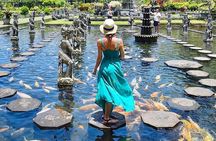 Lempuyang Temple and Bali Instagramable Tour 