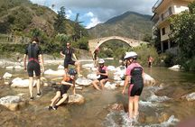 Torrentismo: Climbing up through the river