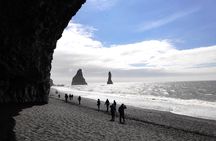 South Iceland Tour of Waterfalls, Black Sand Beaches & Dyrholaey
