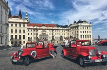 1,5 hour oldtimer convertible Prague sightseeing tour
