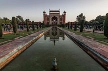 Taj Mahal and Agra Fort tour By Superfast Train from Delhi