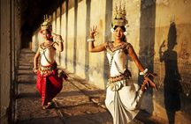 5 Days Private Guide Tour Phnom Penh to Siem Reap included domestic flight