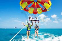 Catamaran Experience to Ile aux cerf: incl: Parasailing, Lunch, GRSE & Transfer