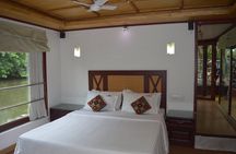 Private luxury Houseboat trip at Alleppy Backwaters.