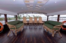 Private 3 Bedroom Luxury Houseboat Trip in Alleppy Backwaters