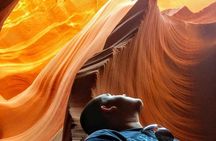 Antelope Canyon & Horseshoe Bend Tour from Las Vegas with Lunch