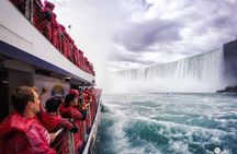 Niagara Falls Day Tour from Toronto with Lunch & Niagara Boat