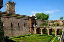 Private Barcelona Old Town & Sky Views: Montjuic Castle & Cable Car Tour
