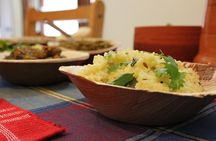 Private South Indian Vegetarian Dining with a Local Near the Chennai Airport
