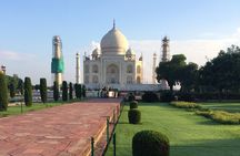 Agra Taj Mahal Sunrise Visit from Delhi by Private Car with Guide