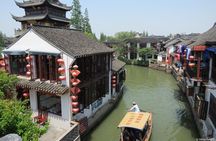 Private Full Day Tour: Zhujiajiao Ancient Water Town with Best of Shanghai