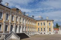 Vilnius to Riga Day Trip: The Hill of Crosses, Rundale Palace and Bauska Castle