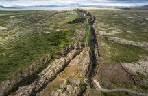 Golden Circle Classic in Small group - Also for cruises
