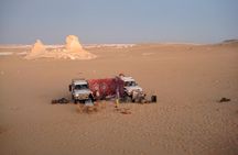 Private 2-Day White Desert and Bahariya Oasis Trip from Cairo