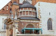 The Heart of Krakow: Old Town & Wawel Castle Private Tour