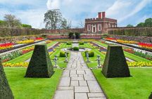 Windsor & Hampton Court Executive Vehicle Private Tour with Pass