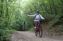Budapest: Private Adventure Sightseeing Bicycle Tour