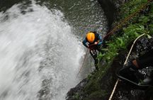 Intermediate canyoning trip in Bali " Samba canyon "