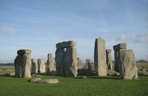 Luxury Private Vehicle Day Hire from & to London via Stonehenge & Windsor Castle