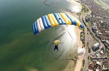 Melbourne: Tandem Skydive Experience over St. Kilda Beach