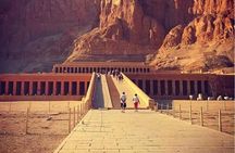 Hatshepsut Tempel & valley of the kings or queens in Luxor 