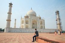 From Delhi: Taj Mahal, Agra Fort, and Baby Taj Day Trip