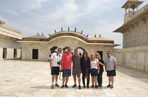 Private Guided Sunrise Taj Mahal Tour from Delhi by Car - All Inclusive 