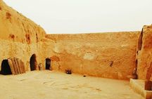 One night under the tent: Tataouine - Chenini - Ksar Ghilane - Matmata