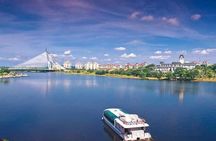 Putrajaya Cultural Experience: Lake Cruise, Pink Mosque & Lunch