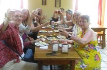 Tapas and history tour ending with churros with chocolate