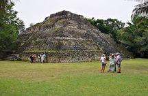 One Day Tour to Chacchoben Mayan City and Bacalar Lagoon with a Certified Guide