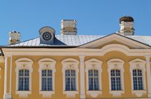 Group Day trip to Rundale Palace, Hill of Crosses & Bauska Castle