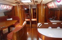 Private Full-Day Cruise in Greece with Lunch