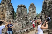 Siem Reap: Small Circuit Tour by TukTuk with English Guide