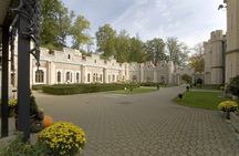 2-Day Hluboka and Cesky Krumlov Tour from Prague