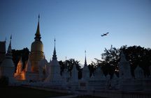 Private Evening! Crisscross Chiang Mai's Night by the classic Tuk Tuk