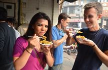 Old Delhi Photography & Food Tour with Rickshaw Ride to Masterji Kee Haveli