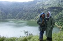 One Day Mount Bisoke Hike Adventure Tour in Volcanoes Park