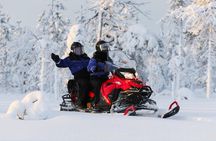 In Pursuit of Reindeer - Snowmobile safari to reindeer farm in Rovaniemi