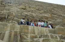 Giza pyramids and Egyptian museum Stopover tour