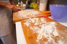 Cesarine: Pasta & Tiramisu Class at Local's Home in Bari