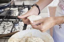 Private Pizza & Tiramisu Class at a Cesarina's home with tasting in Pisa