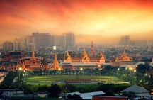 Guided Tour of Grand Palace & Emerald Buddha Temple in Bangkok