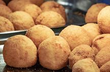 Small-group Street food tour in Cefalù