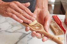 Cesarine: Small group Pasta and Tiramisu class in Milan